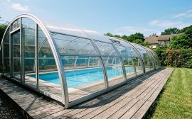 abri de piscine en polycarbonate